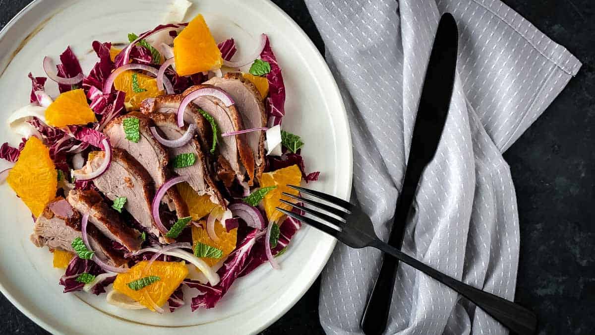 Cantonese-Roast-Duck-Salad-with-Radicchio-1