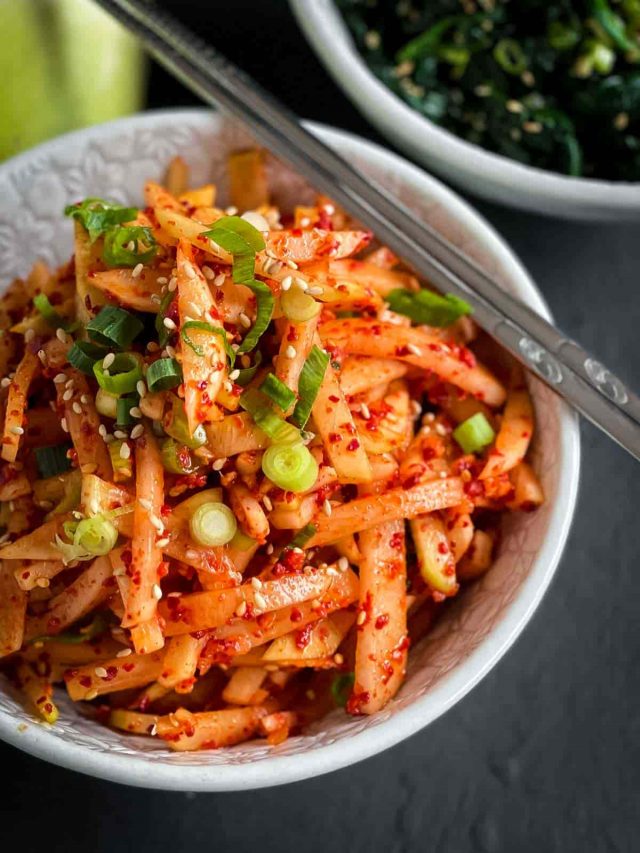 15 Korean Side Dishes Recipes - Banchan (반찬) | The Sidesmith